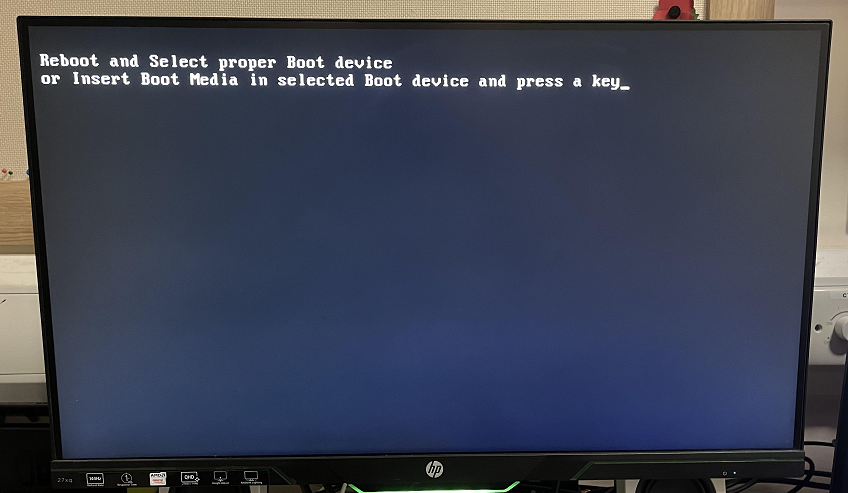 cloned SSD can not boot